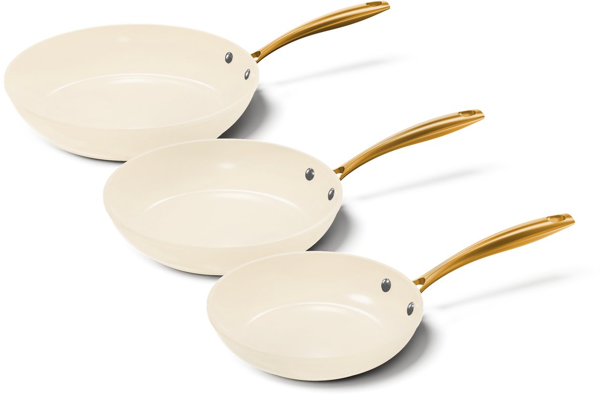 Cook & Pan 3-Delige Koekenpan Pannenset Vanilla Ø 20, 24 & 28 cm Beige met Gouden Handgrepen - PFAS vrij - Alle Warmtebronnen - Koekenpannenset - Krasbestendige Anti Aanbaklaag - Vaatwasserbestendig - Gas, Inductie, Elektrisch, Oven - Koekenpan Set