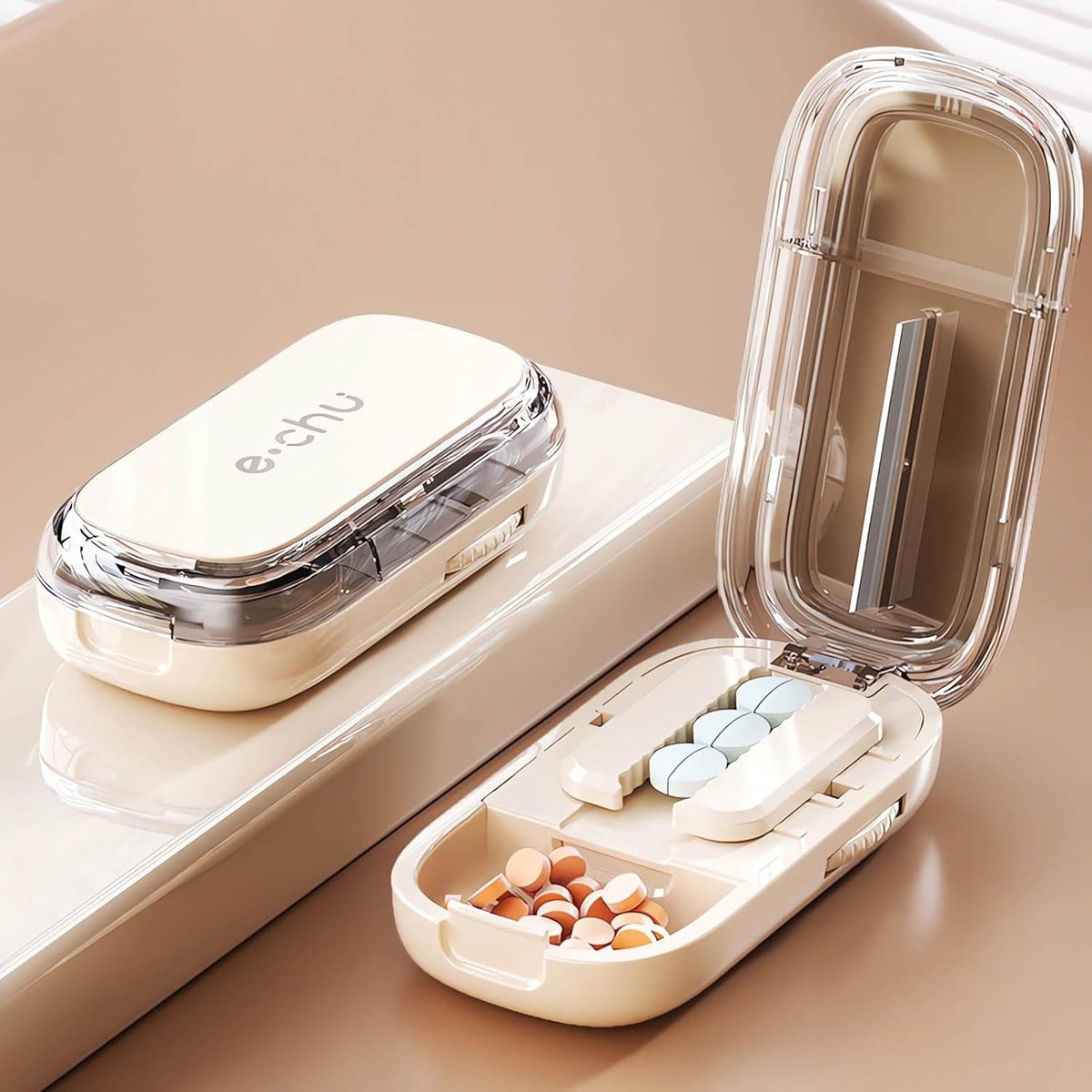Tablet Splitter Pill Cutter voor Kleine en Grote Tabletten - 2-in-1 Tablet Dispenser met Snij- en Opbergfunctie voor Thuis en Reizen
