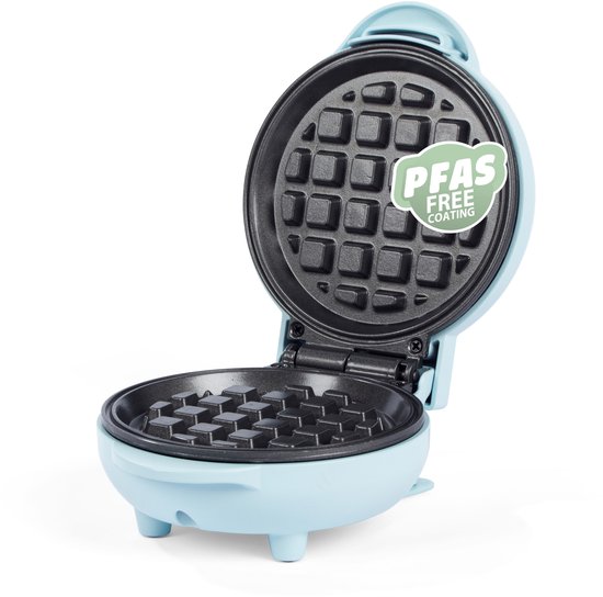 Lichtblauw wafelijzer met PFAS-vrije antiaanbaklaag.