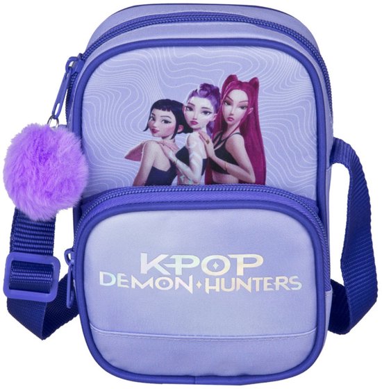 Paarse KPop Demon Hunters schoudertas met een pompon en drie K-Pop zangeressen.