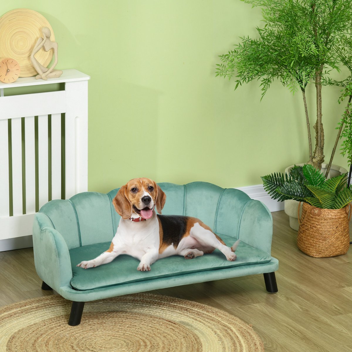 MEUNIQ dierenbank voor hond 98,5 x 60,5 x 35,5 cm met rugleuning en armleuningen, verhoogd hondensofa met houten poten en zacht polyester in groen
