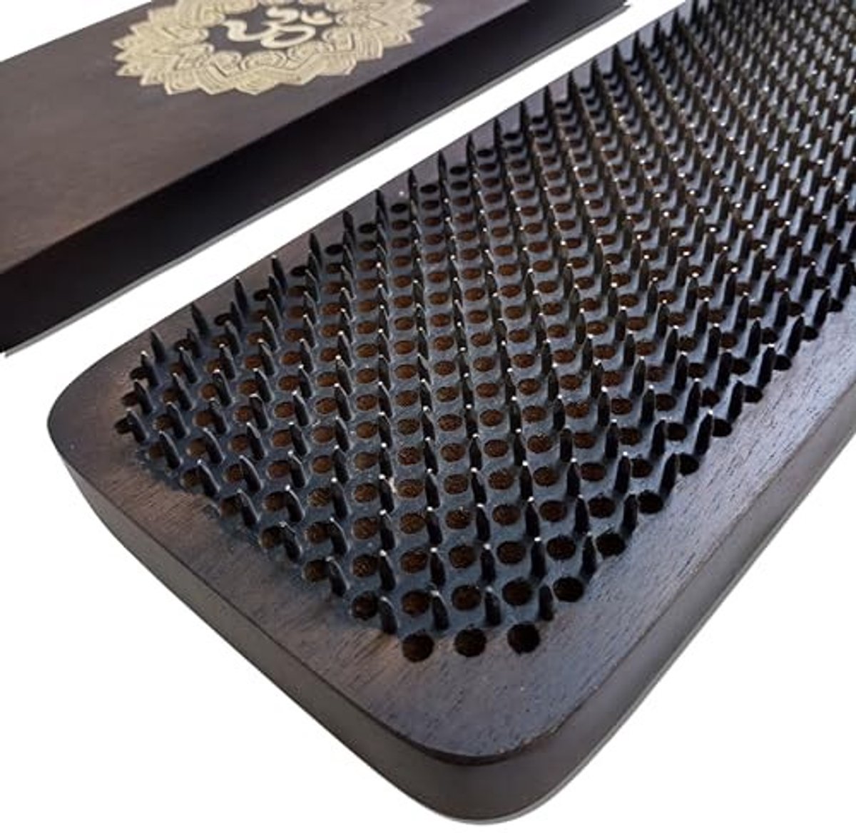 Sadhu Board van Mango Hout - Handgemaakt met Galvaniseerde Stalen Spijkers