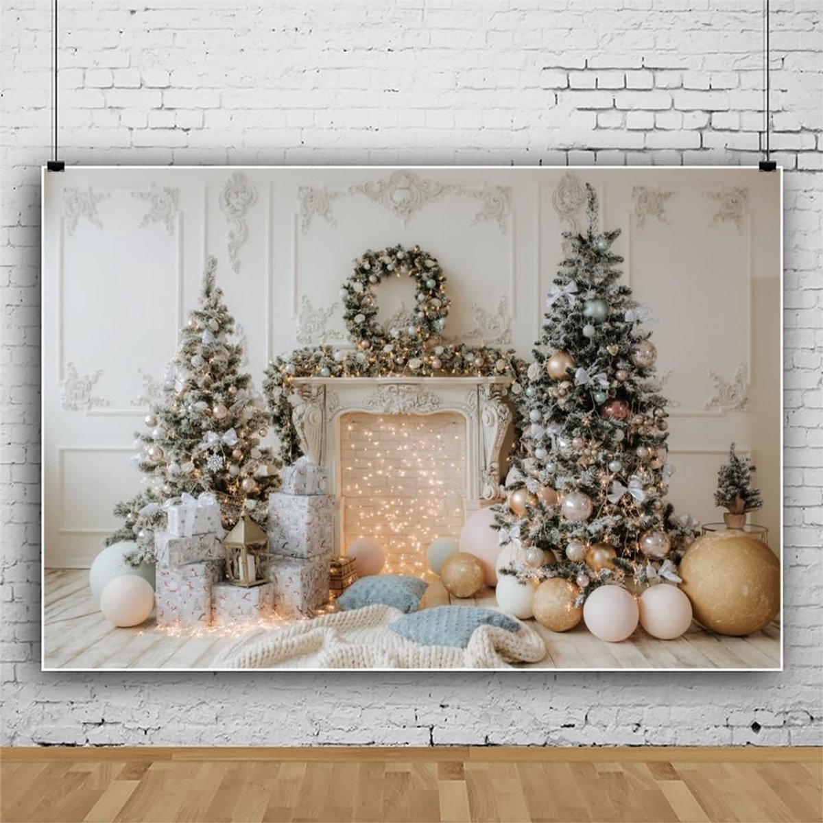 Fotobehang voor kerst - Wit haardvuur en winterboom - 3.05x1.98m