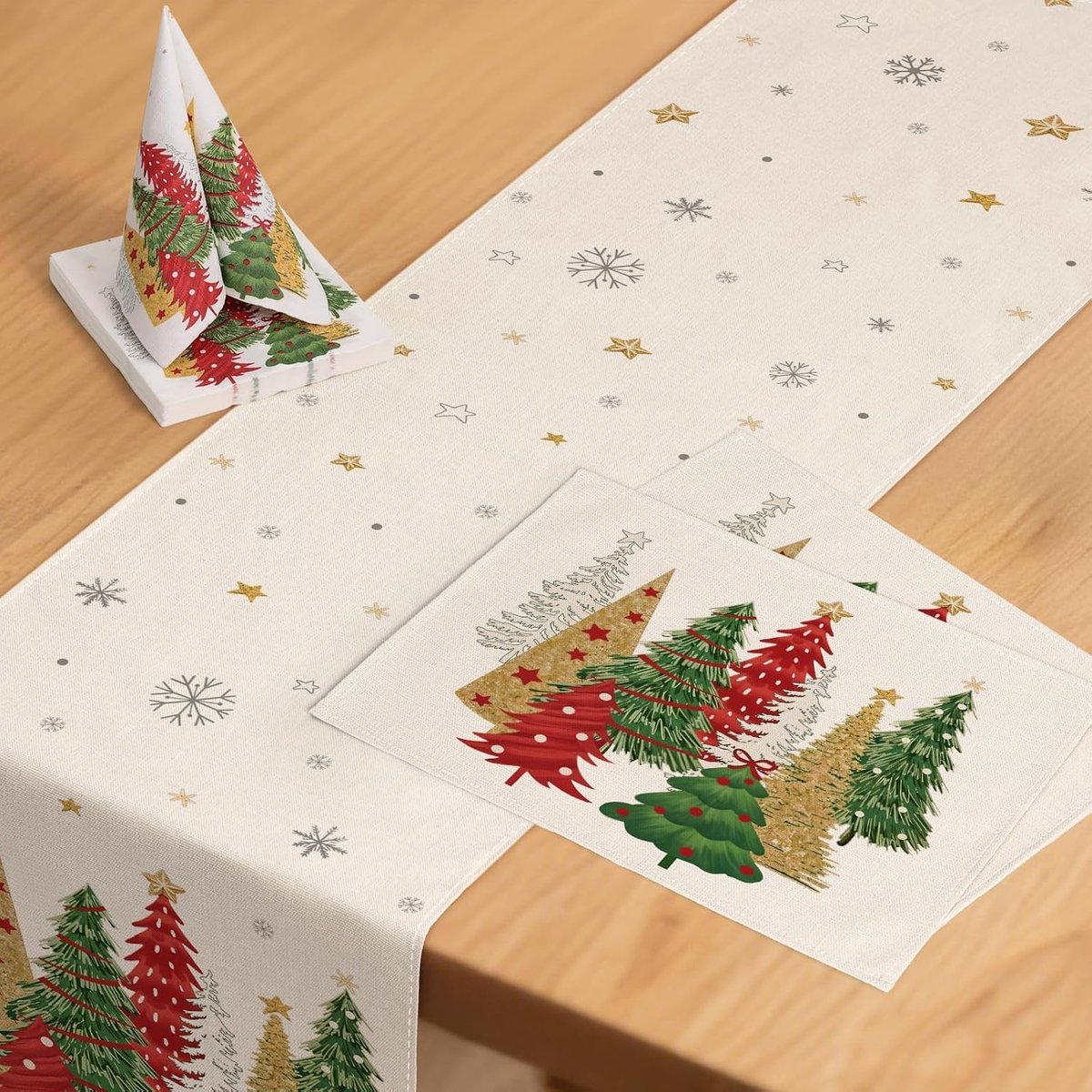 Kerst Tafel Decoratie Set 1x Tafelrunner 40x100 cm, 2x Onderzetters & 1x Verpakking Servetten (20 Stuks), Beige met Kerstboom en Sneeuwvlokken, Feestelijk voor Winter, Eetkamer