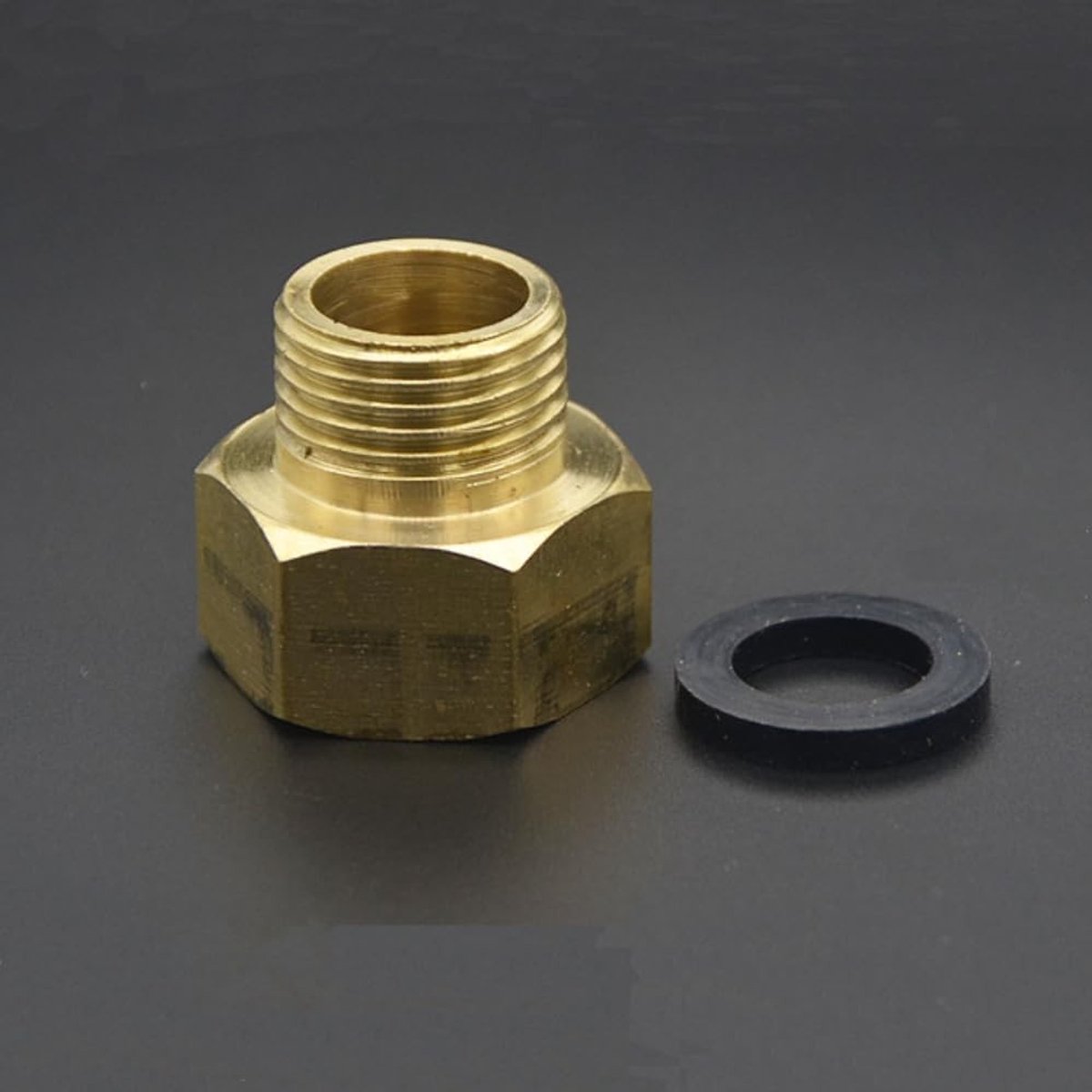 Dailygoods - Toilet Fill Valve Pipe Adapter - Bidet Slang Aansluiting - Koper - Waterverbinding - 7/8" naar 1/2" - Geschikt voor Toilet