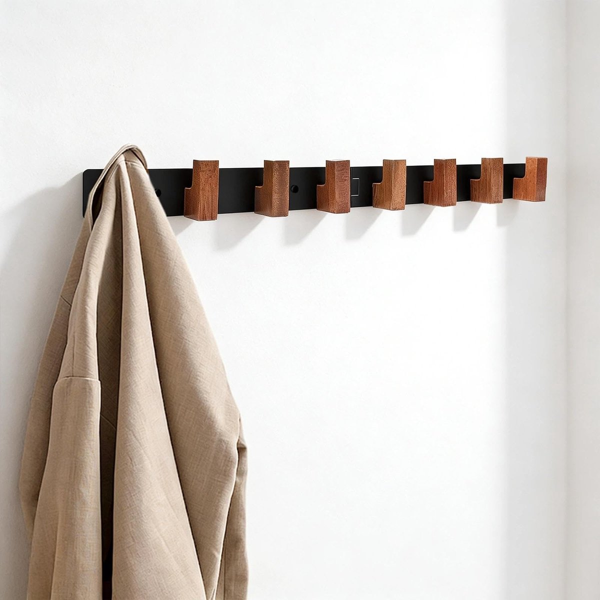 Omgoods - Multifunctionele Garderobehaken met 8 Houten Haken