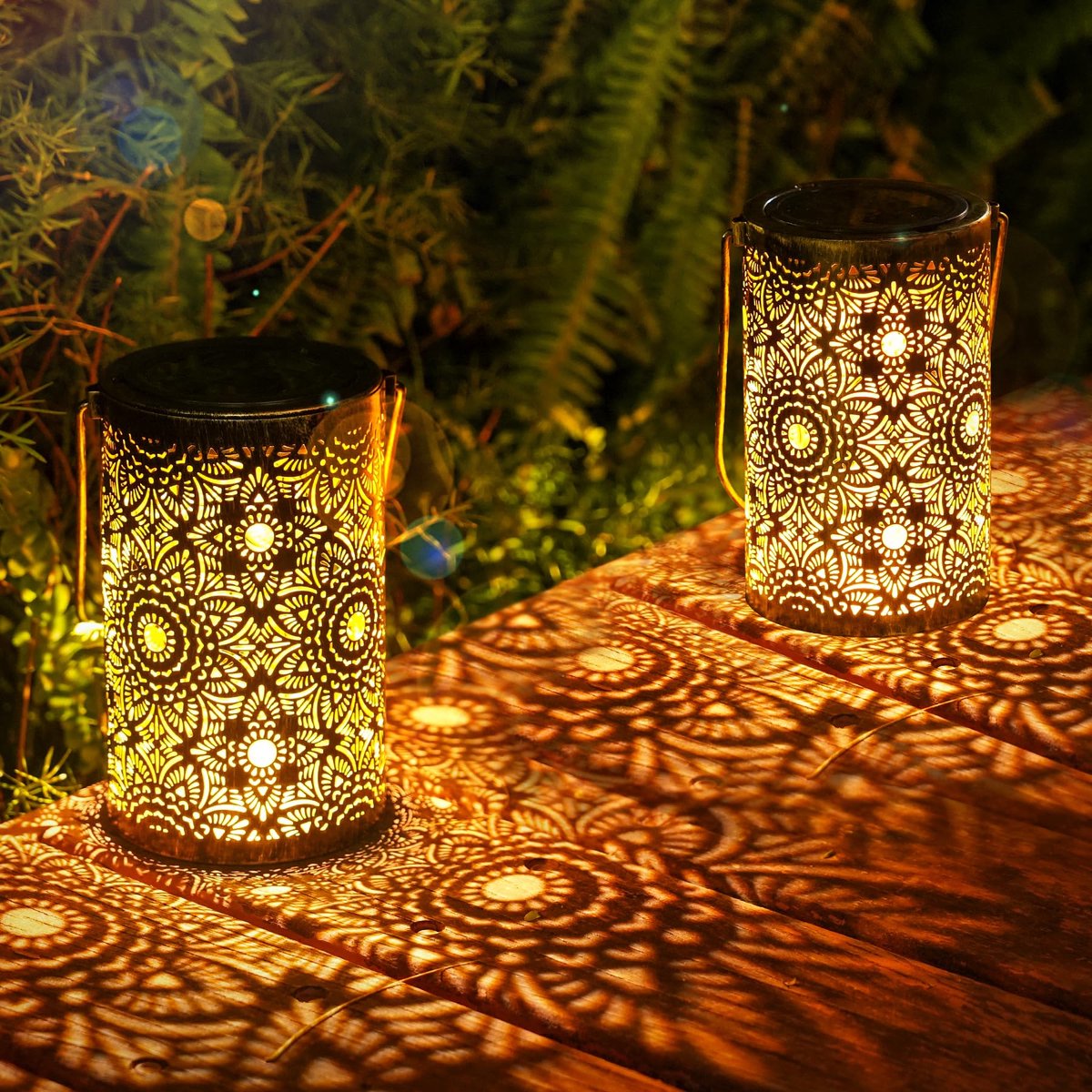 Omgoods - Lantaarn op Zonne-energie voor Buiten Set van 2 - Vintage Metalen Lampen