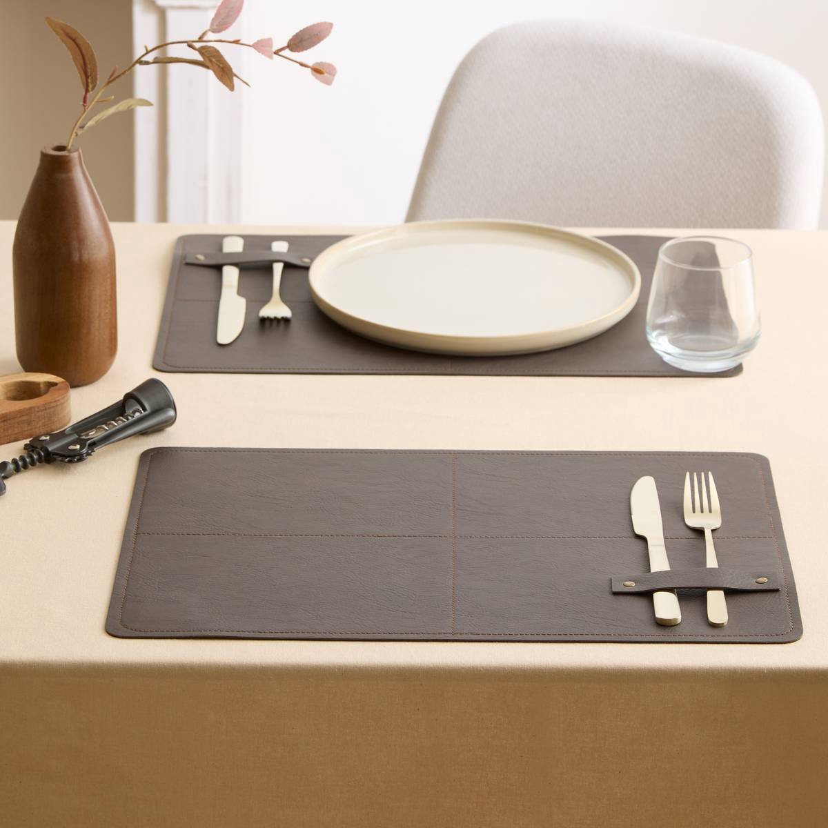 Rechthoekige placemat met ingebouwd bestekbakje