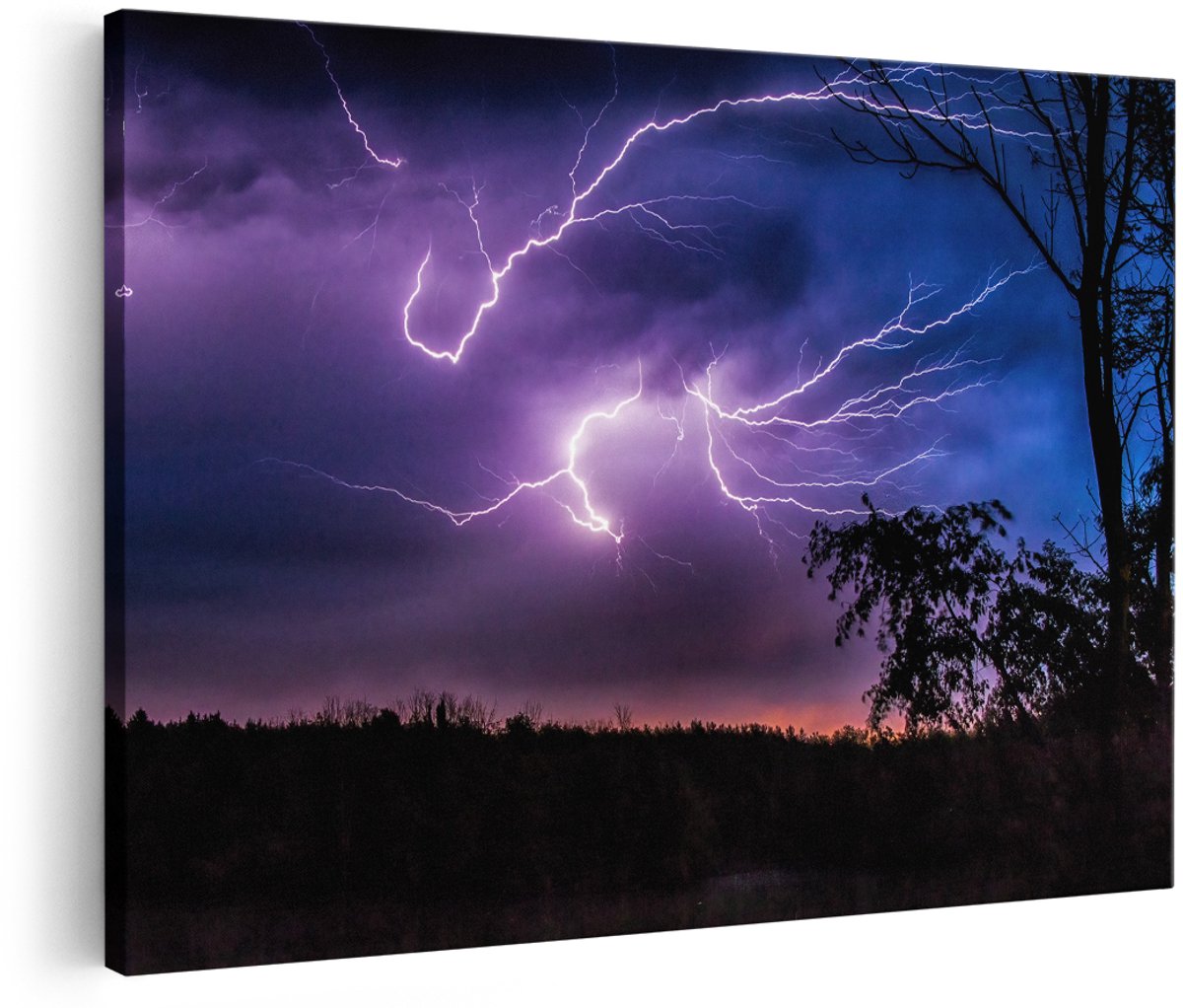 Artaza Canvas Schilderij Blikseminslagen in een Paarse Hemel - Onweer - 150x100 cm - Groot - Foto Op Canvas - Wanddecoratie Woonkamer