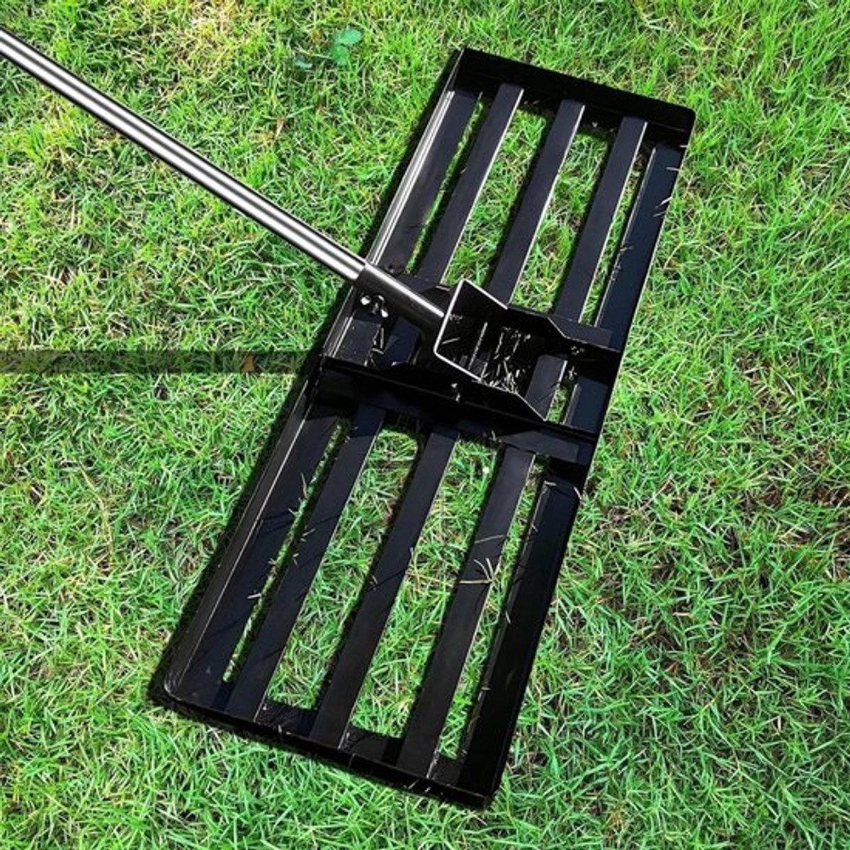 Gazon Nivelleerhark - Tuin Egaliseerhark - Gazon Egaliseren - Verstelbaar Handvat - 76 x 25 cm