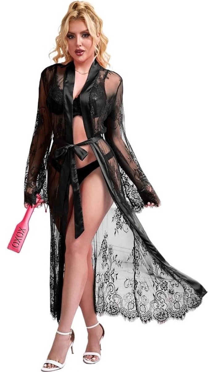 Luxe Plus Size Lingerie Set met Lange kanten Badjas en String