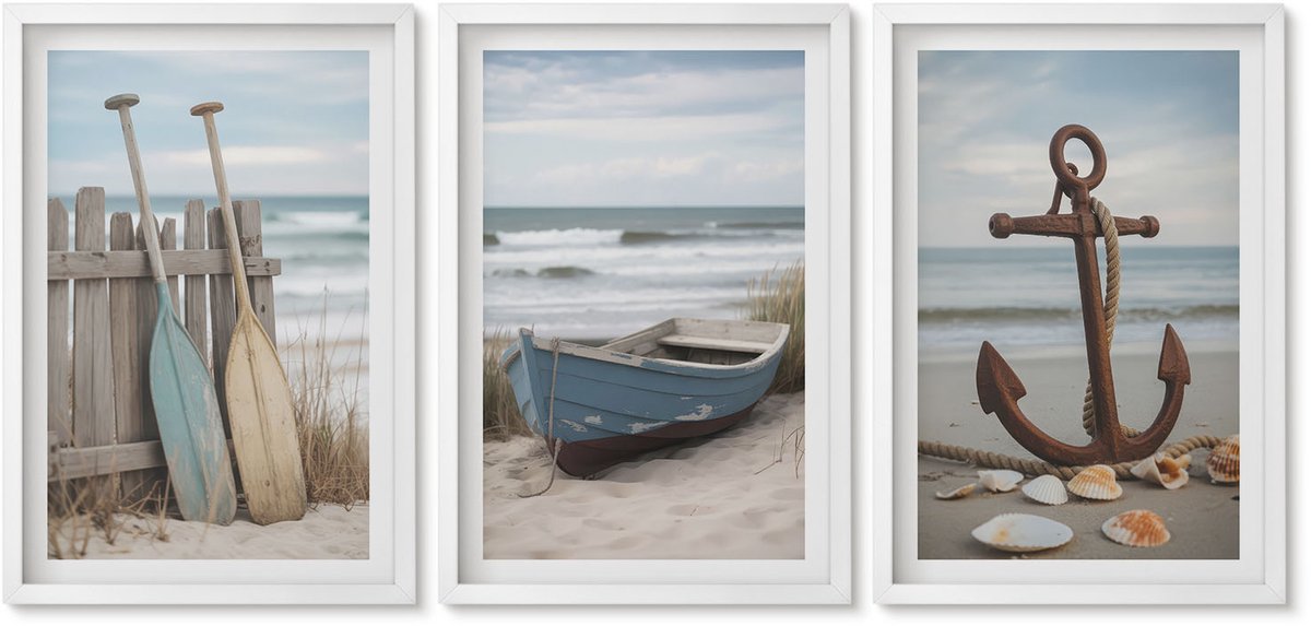 Wallfluent 3-Delige Schilderij Set - Strand Met Een Roeiboot En Een Anker Op Het Zand - 40 x 60 - Decoratieve Muurdecoratie - Slaapkamer - Interieur Decoratie