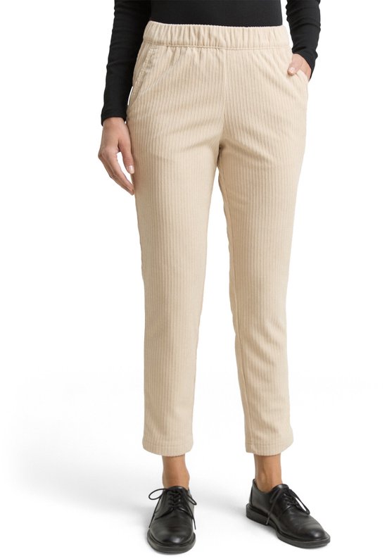 Vooraanzicht van een beige corduroy broek met rechte pijpen.