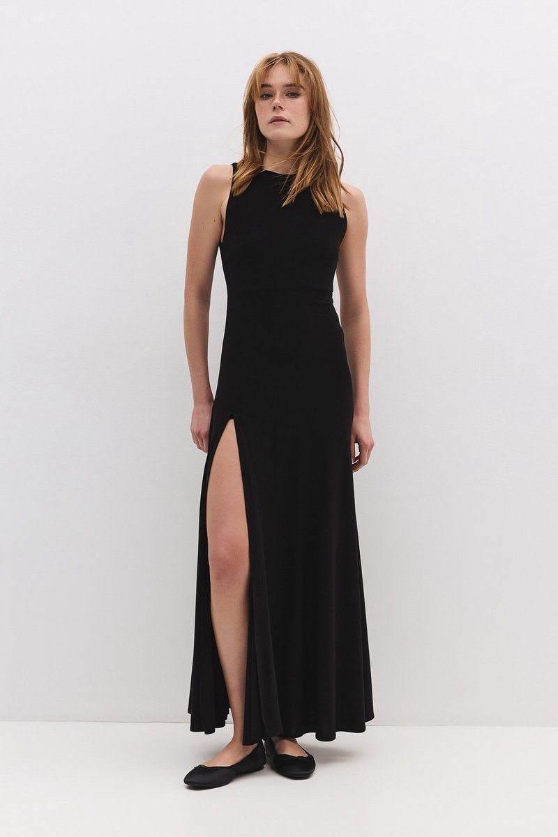 Robe longue fendue