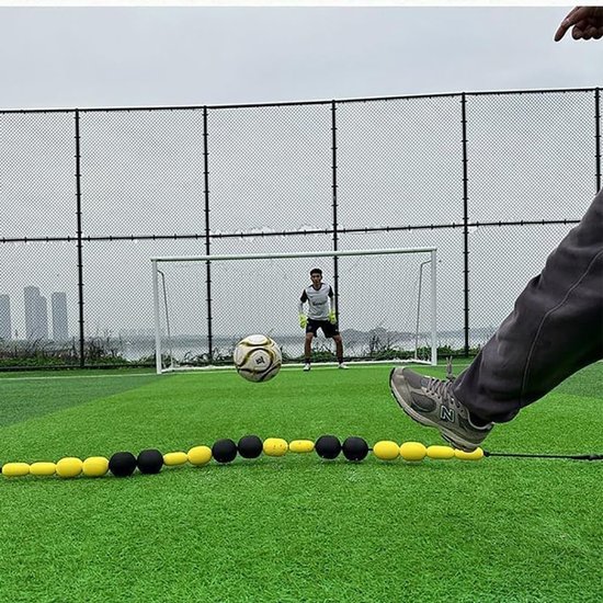 Doelman Trainingsdeflector - Voetbal Rebounder - Keeper Reflexen Trainen - Onregelmatige Bal Richting - 275 meter - Zwart — afbeelding 3