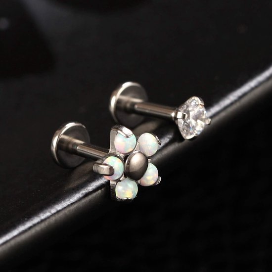 G23 Titanium oorpiercing met binnendraad 16 g — afbeelding 4