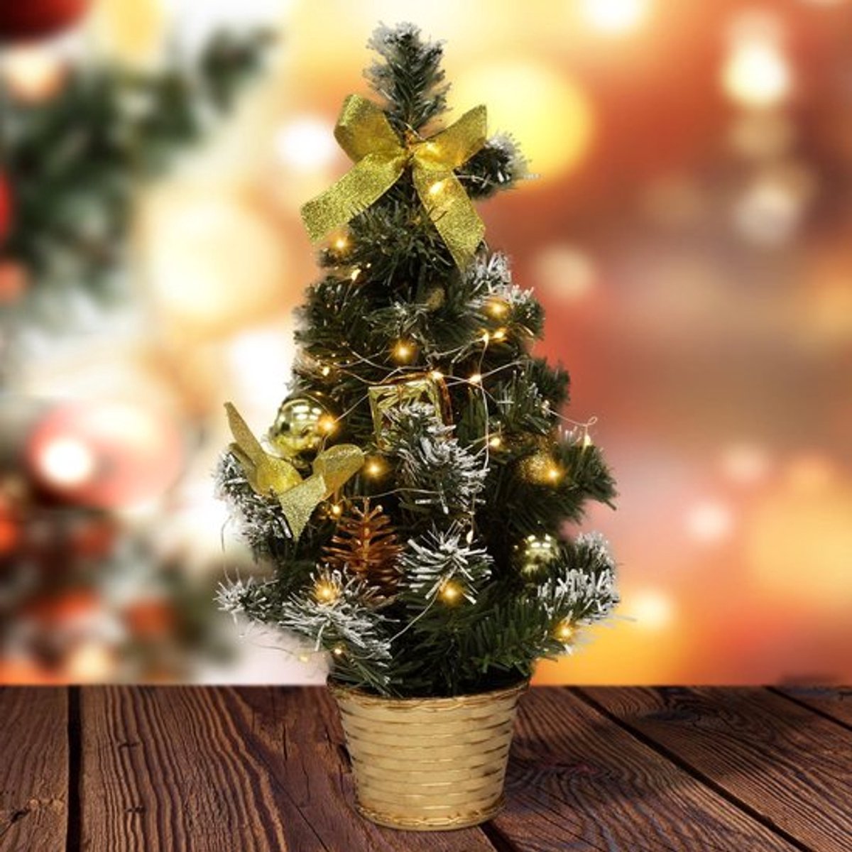 Kleine kerstboom - Kunstkerstboom - 40 cm hoog - Met LED-verlichting - Groene tafeldecoratie - Perfect voor thuis of op kantoor