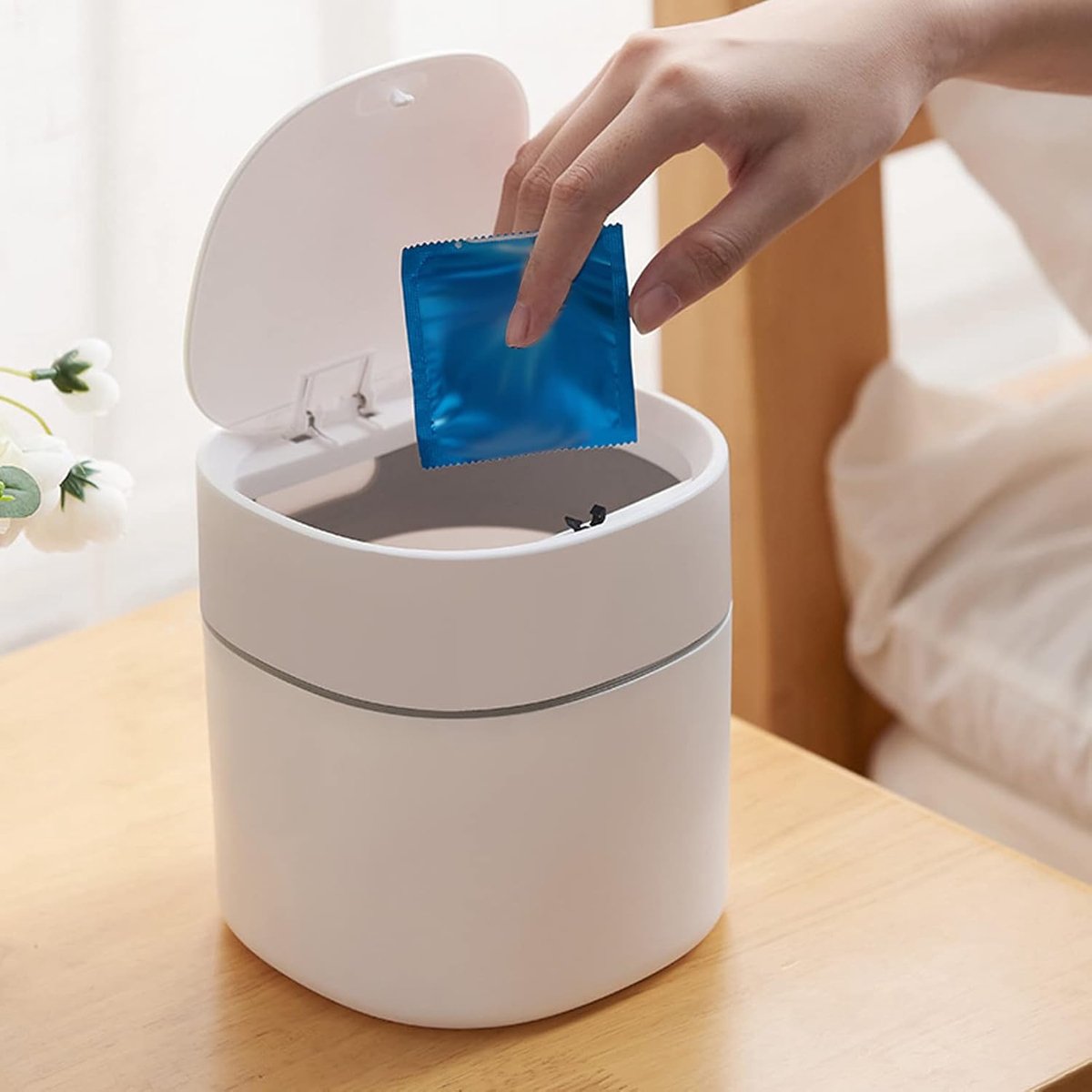 Mini desktop prullenbak met deksel - kleine afvalbak - ABS kunststof - geurpreventie voor bureau - ShopVlot