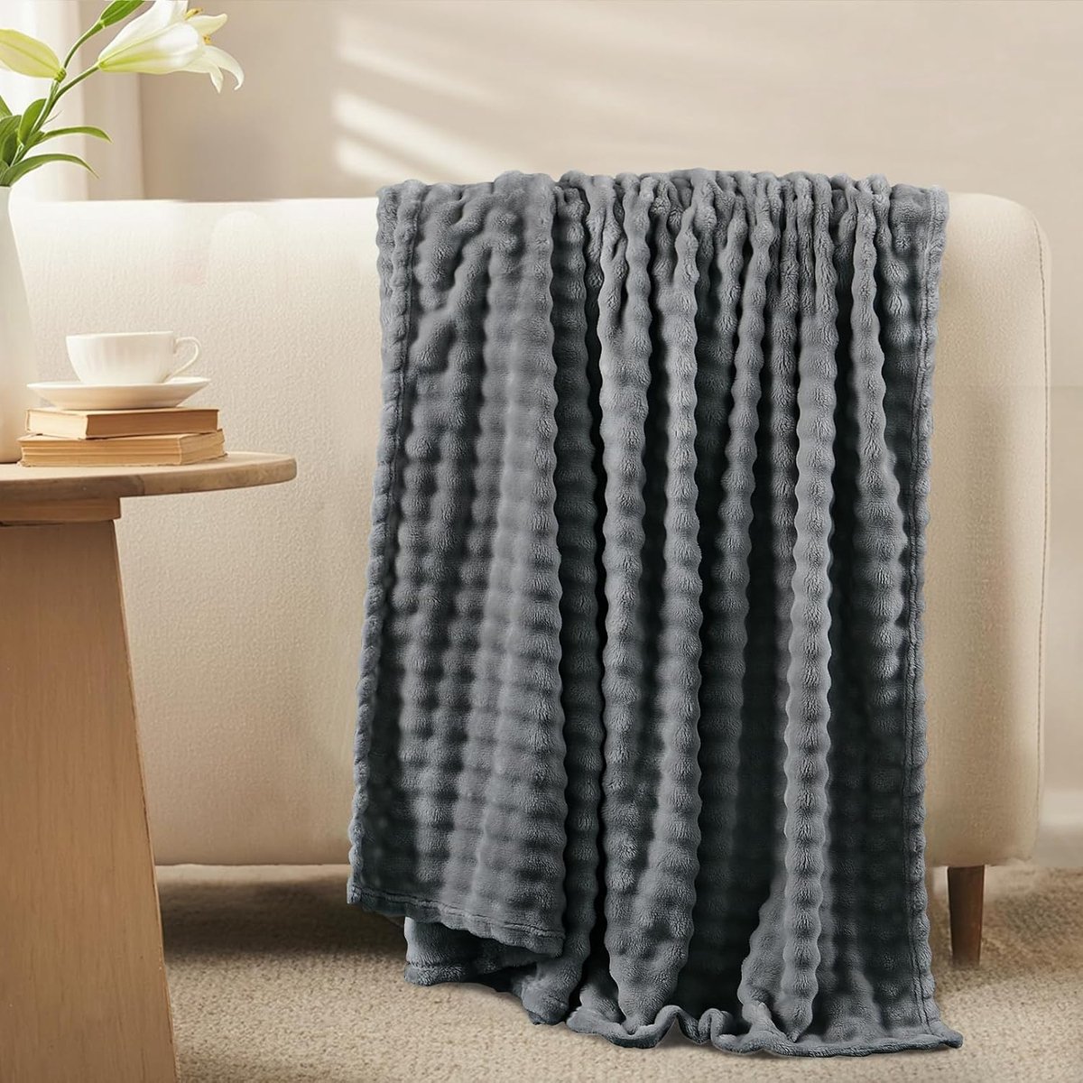 RUIKASI Cuddly Blanket Bland Grey Bubble Blanket - 150x200 cm Sofa Blanket & Couch Blanket made of Fluffy, Warm Fleece - ShopVlot