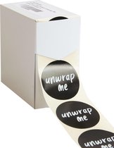 Cadeau stickers - 500 stuks - 500x sticker 'Unwrap Me' 50mm - 50 mm - Stickers volwassenen - Sluitstickers - Sluitzegel - Ronde stickers op rol