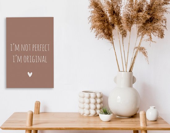Tableau sur toile Citation anglaise Je ne suis pas parfait. Je suis original sur fond marron - 20x30 cm - Décoration murale