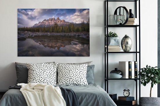 Matin de printemps dans le paysage de montagne 140x90 cm - Tirage photo sur toile (Décoration murale salon / chambre)