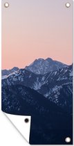 Wanddecoratie buiten Alpen - Berg - Zonsondergang - Sneeuw - 80x160 cm - Tuindoek - Buitenposter