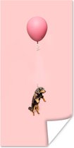 Poster Teckel zweeft omhoog door een ballon - 20x40 cm