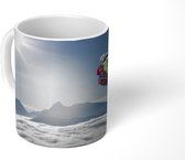 Mok - Bergbeklimmer beklimt steile rots - 350 ML - Beker