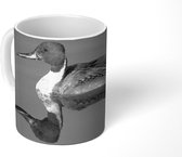 Mok - Reflectie van een Noordelijke pijlstaart - zwart wit - 350 ML - Beker