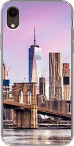 Geschikt voor iPhone XR hoesje - Brooklyn Brug en de skyline van New York - Siliconen Telefoonhoesje