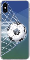 Geschikt voor iPhone Xs hoesje - Een illustratie van een voetbal in het net -Jongens - Meisjes - Kinderen - Siliconen Telefoonhoesje