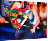 Cocktailglas met dobbelstenen in een Vegas casino - Foto op Plexiglas - 60 x 40 cm