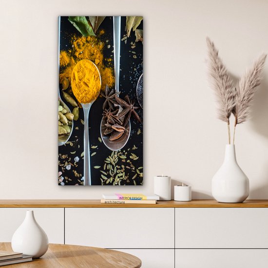Canvas Schilderij Lepel - Specerijen - Kruiden - Eten - Tafel - 40x80 cm - Wanddecoratie