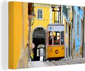 Canvas Schilderij Tram - Lissabon - Geel - 30x20 cm - Wanddecoratie