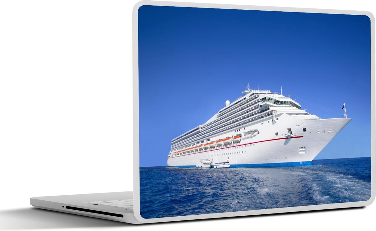 Afbeelding van product SleevesAndCases  Laptop sticker - 13.3 inch - Een Cruiseschip met een omringende blauwe lucht