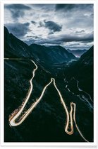 JUNIQE - Poster Trollstigen -13x18 /Grijs & Groen