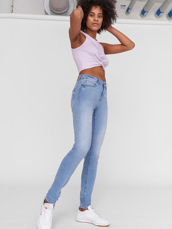 Noisy may NMLUCY NW SKINNY JEANS LB NOOS Dames Jeans - Maat 29 X L32 |  bol.com