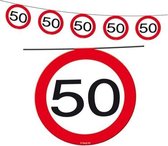 Vlaggenlijn Verkeersbord 50  & 8 Ballonnen verkeersbord 50 jaar, verjaardag