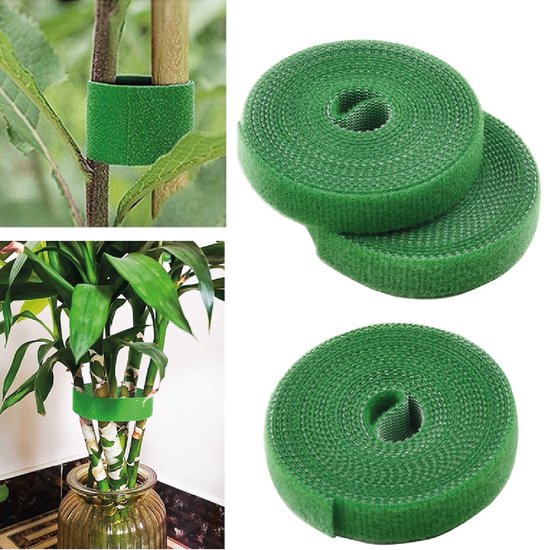 Groene plantenbinders in een rol, met een klittenbandsluiting, ideaal voor plantenondersteuning.