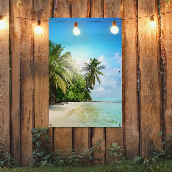 Tuinposter 80x120 cm - Tuindecoratie Zee - Palmboom - Strand - Tropisch - Blauw - Groen - Poster voor in de tuin - Buiten decoratie - Schutting tuinschilderij - Tuindoek muurdecoratie - Wanddecoratie balkondoek