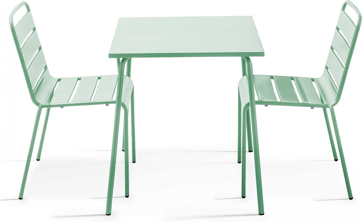 Oviala Set van een vierkante tuin tafel en 2 groene salie stalen stoelen Palavas