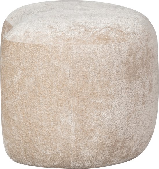 Een naturel fluwelen poef met een zachte glans en een compacte, afgeronde vorm.