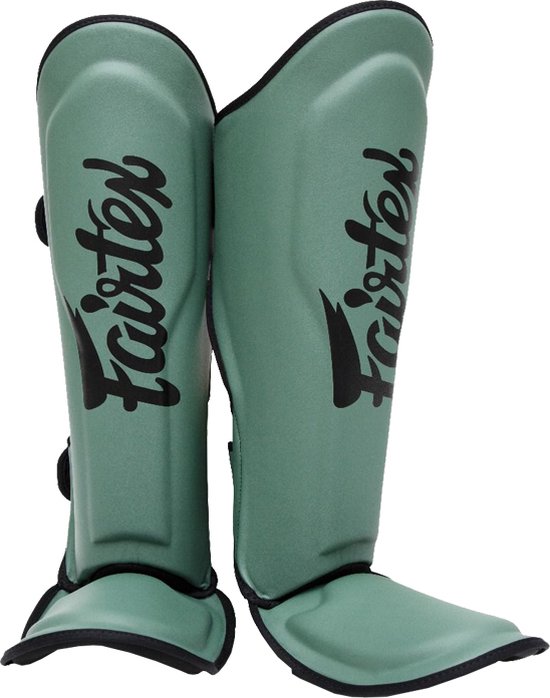 Fairtex Twisted scheenbeschermers voor boxen Fairtex Twisted scheenbeschermers voor boxen