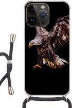 Geschikt voorApple Iphone 14 Pro - Crossbody Case - Adelaar - Vogel - Veren - Siliconen - Crossbody - Backcover met Koord - Telefoonhoesje met koord - Hoesje met touw