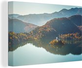 Canvas Schilderij Meer - Slovenië - Lucht - 90x60 cm - Wanddecoratie