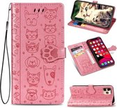 Voor iPhone 11 Pro Leuke kat en hond reliëf horizontale flip PU lederen tas met houder / kaartsleuf / portemonnee / lanyard (roze)