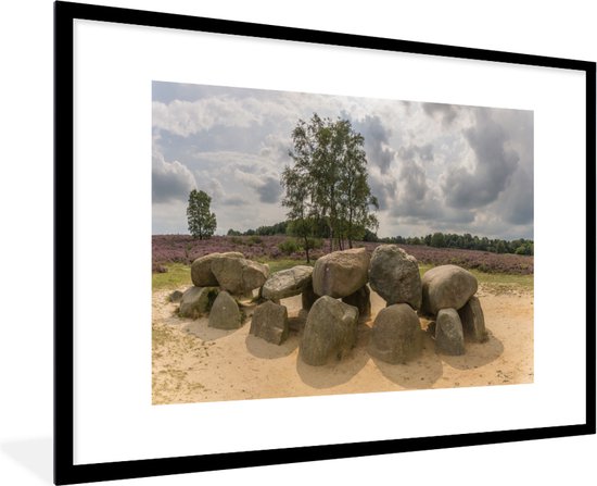 fotolijst-incl-poster-een-hunebed-in-het-nederlandse-drenthe