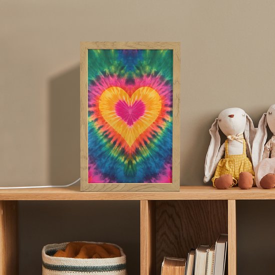 Nachtlampje 20x30 cm - Kinder lamp - Hart - Tie Dye - Kleurrijk - Tafellamp kinderkamer - Slaapkamer lamp - Bedlamp kinderen - Kinderlampje stopcontact - Wandlamp babykamer - Nachtlampjes van Merkloos — afbeelding 3