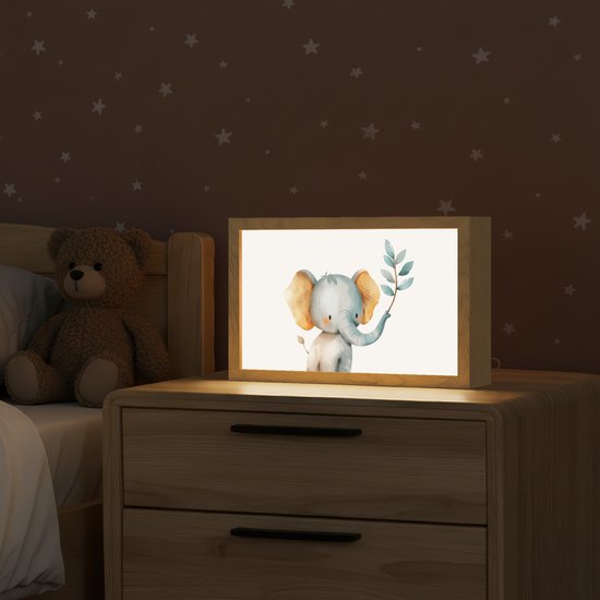 Nachtlampje 30x20 cm - Kinder lampje - Olifant - Dier - Pastel kleuren - Tafellamp kinderkamer - Slaapkamer lamp - Bedlamp kinderen - Kinderlampje stopcontact - Wandlamp babykamer - Nachtlampjes van Merkloos — afbeelding 2